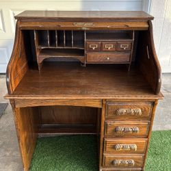 Vintage Roll top Postmaster Desk