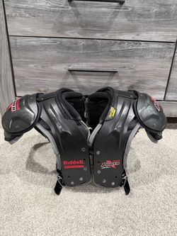 Riddell Power JPK+ AP Football Shoulder Pads – Youth/Small – Excellent Condition