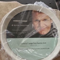 Gordon Ramsey 12in Quiche ROYAL Doulton Dish. New