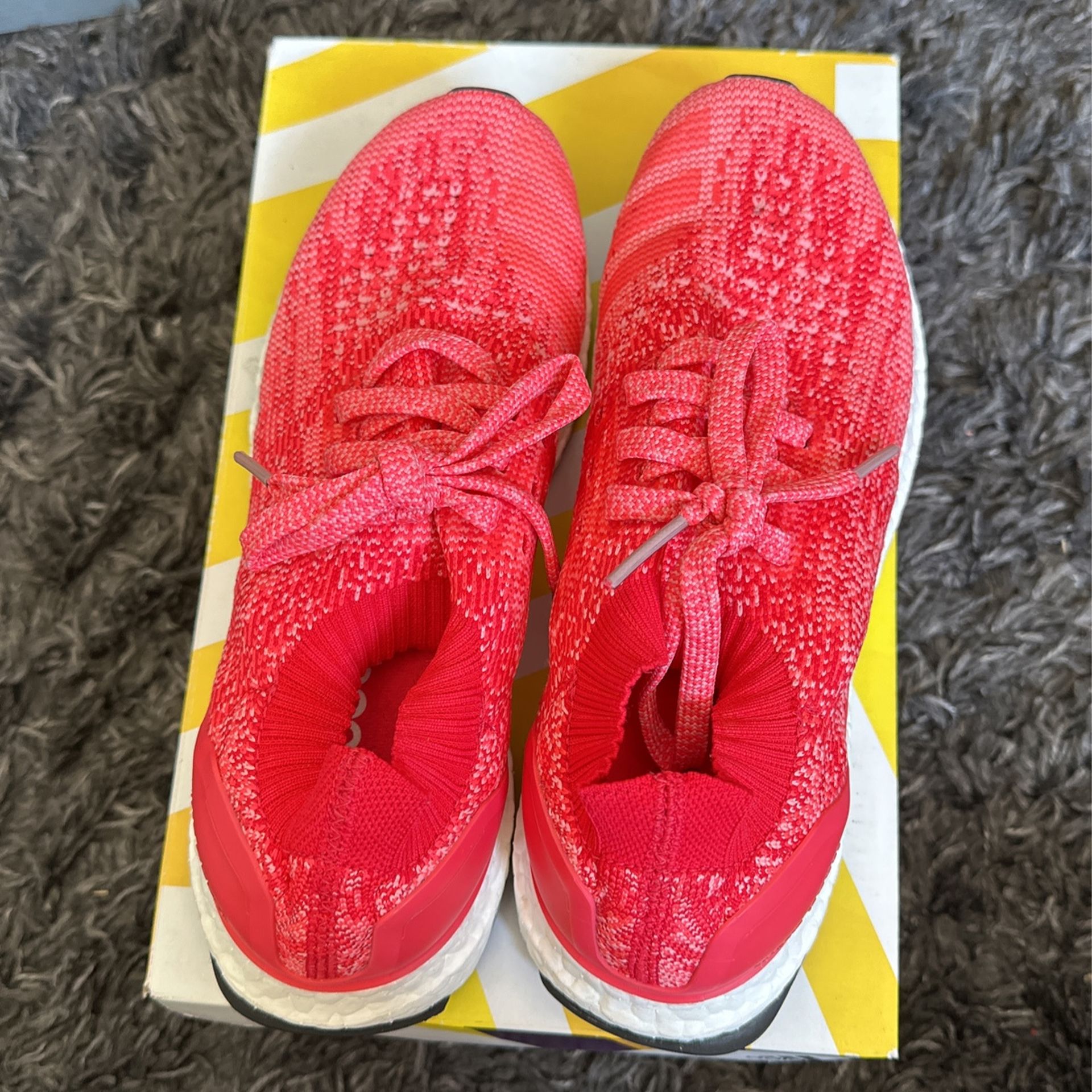 UltraBoost Uncaged Red
