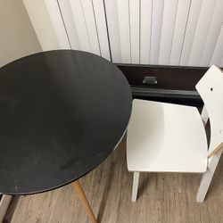 Dining Table With 2 Chairs 