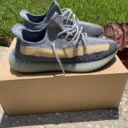 Adidas YZY 350 Boost