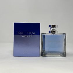 Perfume Náutica Voyage Nuevo 