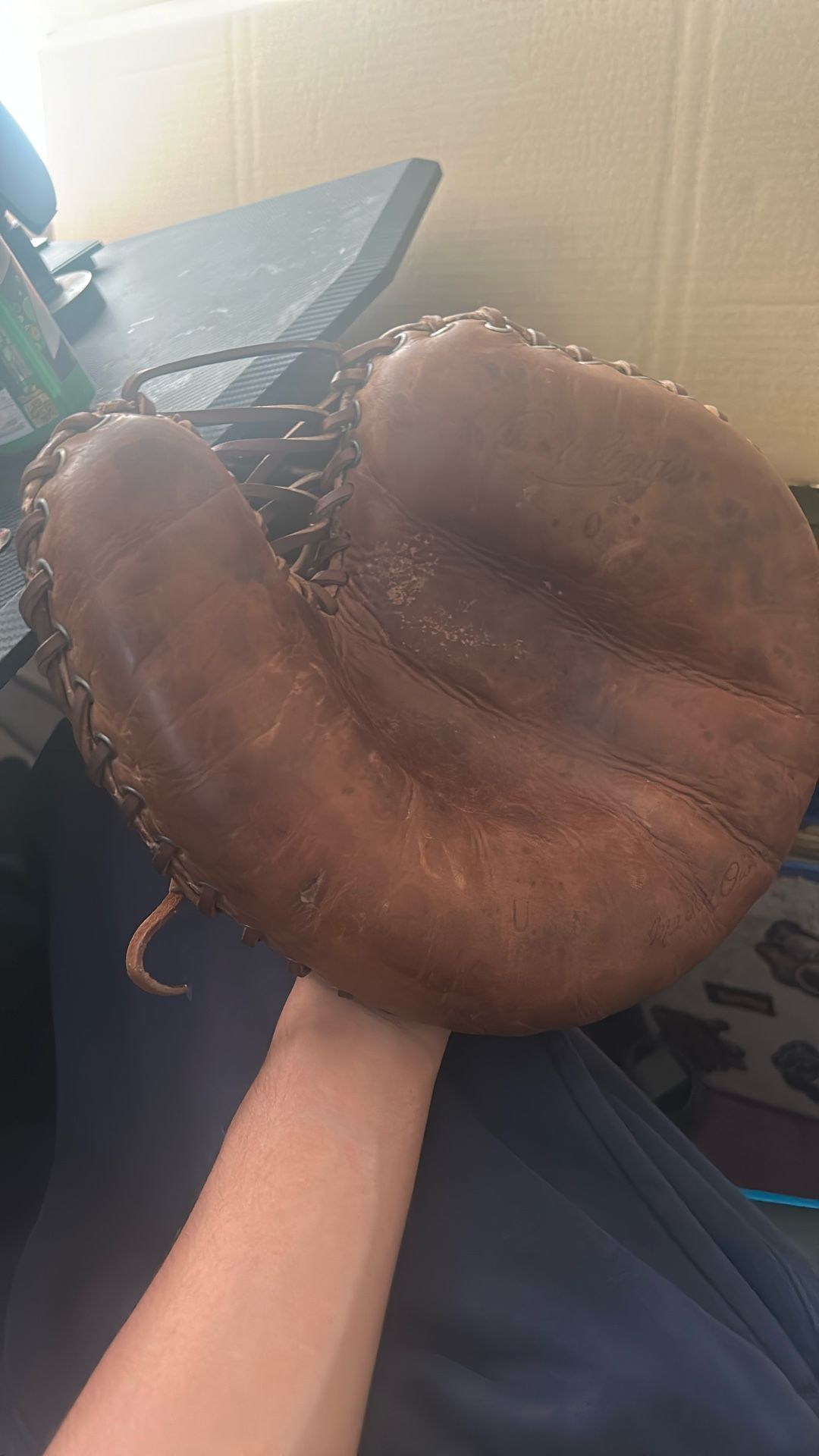 1940s MICKEY OWEN endorsed Rawlings Catcher's Glove! In Good Shape!