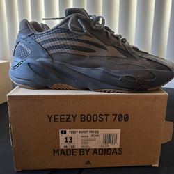 adidas Yeezy Boost 700 V2 Geode