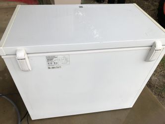 Sears small chest freezer deals