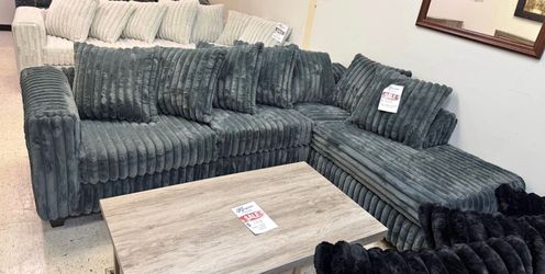 NEW SECTIONAL SOFA AND FREE DELIVERY ORDER IT PAY ON DELIVERY