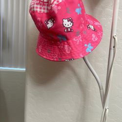 New Open Box Hello Kitty Bucket hat 