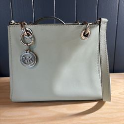 Medium Michael Kors Mint Purse 