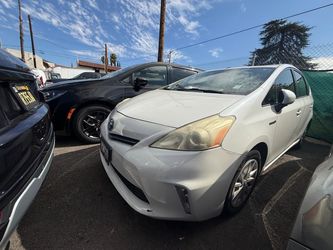 2013 Toyota Prius v