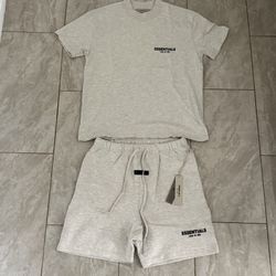 God Essentials t-shirt and shorts set Dark Oat