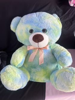 Teddy Bear 2ft 3 Different Colors. Lights Up And Has Music 