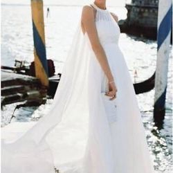 David’s Bridal Plus Size Wedding Dress Ivory chiffon size 18 20