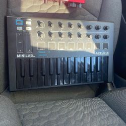 Interface With Arturia Keyboard And Sony Headphones