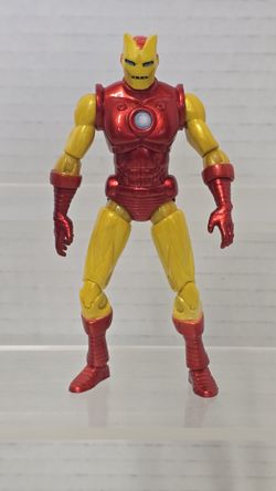 Marvel Universe Classic Iron Man @ToyBros