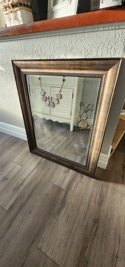 28×35 Mirror