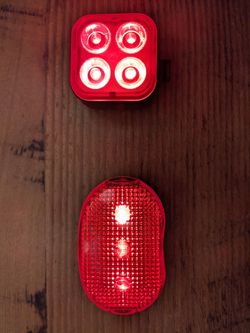 Set of 2 red LED bicycle rear safety lights,