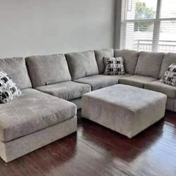 Sectional Couch 