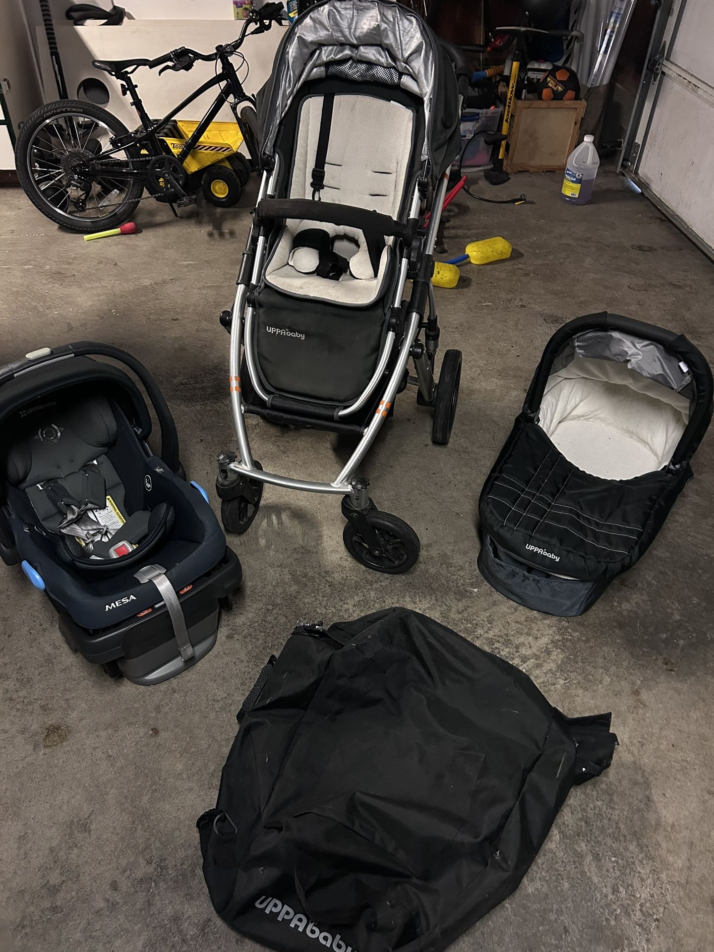 Uppababy stroller and Mesa Car seat