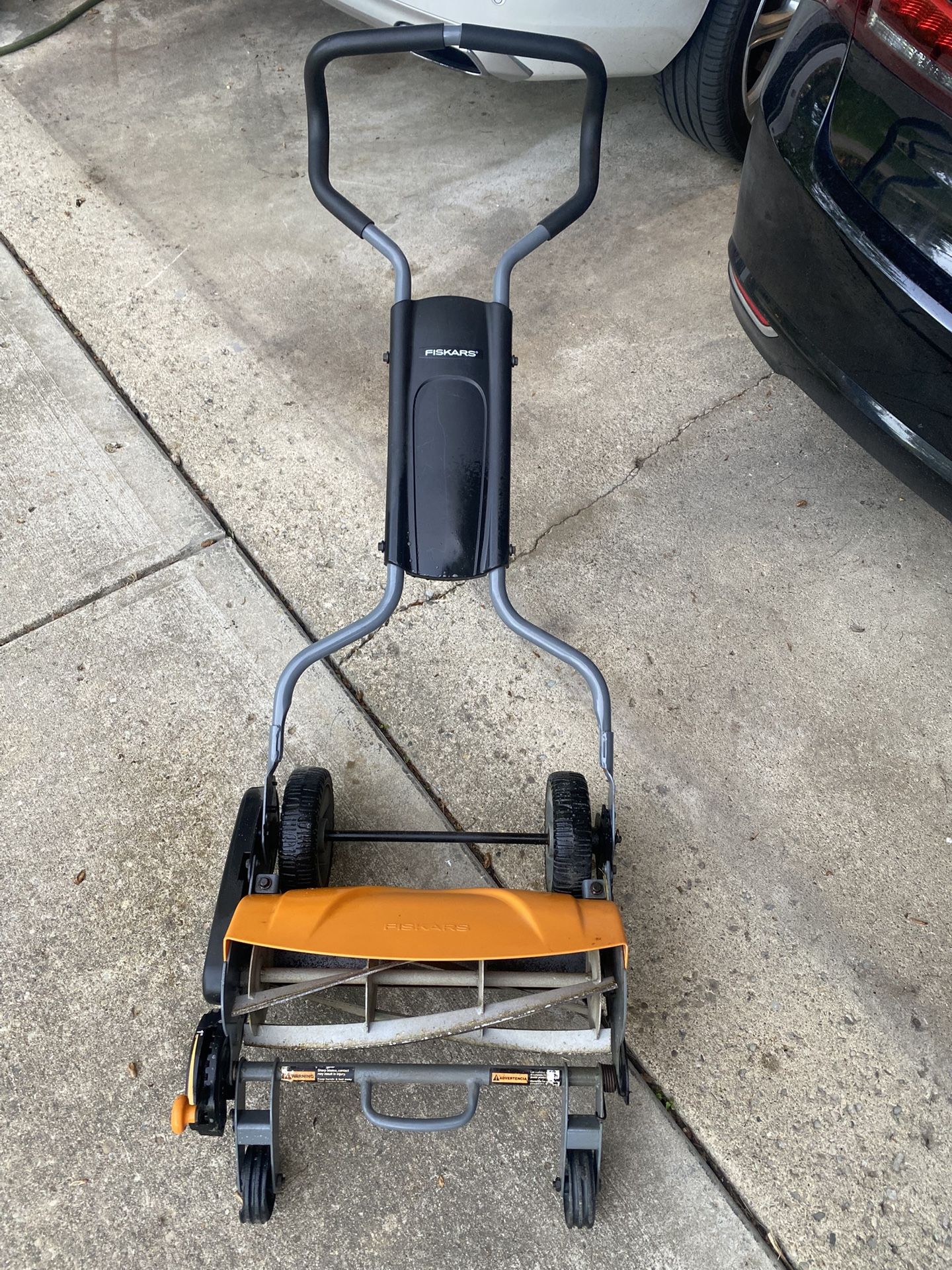 Fiskars Reel Mower 18”