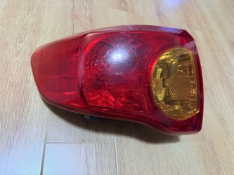 2009 Toyota Corolla Driver Side (LH) Tail Light Assembly