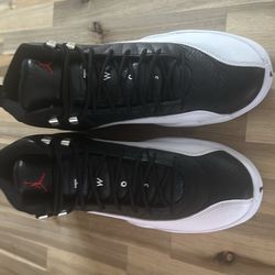 Jordan 12 playoffs  size 10