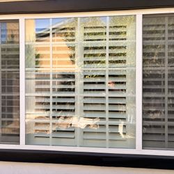 Window Screen / Screen Sliding Door/glass Replacement