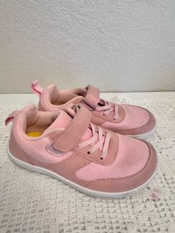 Wide Girl shoes size 13