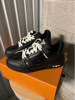 Black trainer sneakers