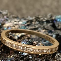 Helzberg diamonds anniversary rings deals