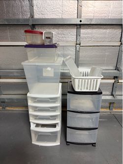 Organizer bins, price is for all! Pick up oviedo! Pet and smoke free home.