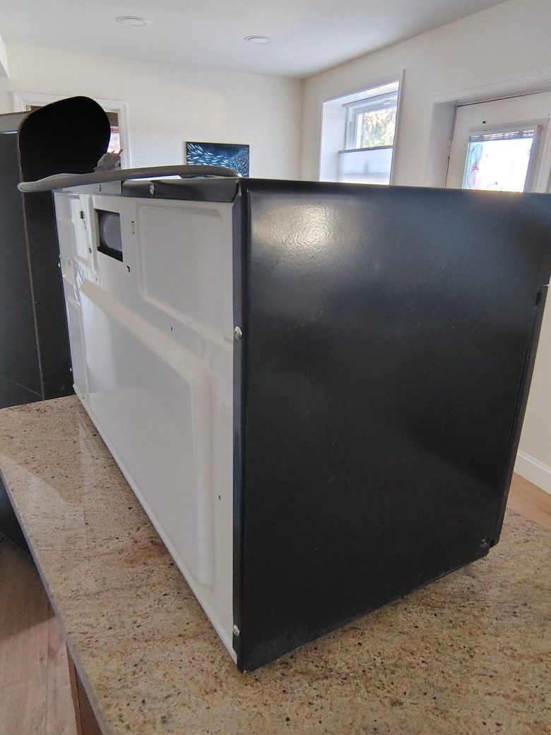 Over The Stove Black Microwave Oven