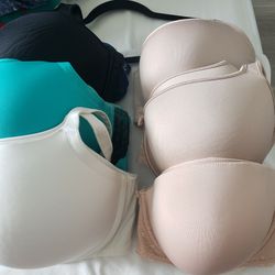 Womens Bras (Great condition) $30 for ALL (read description) for