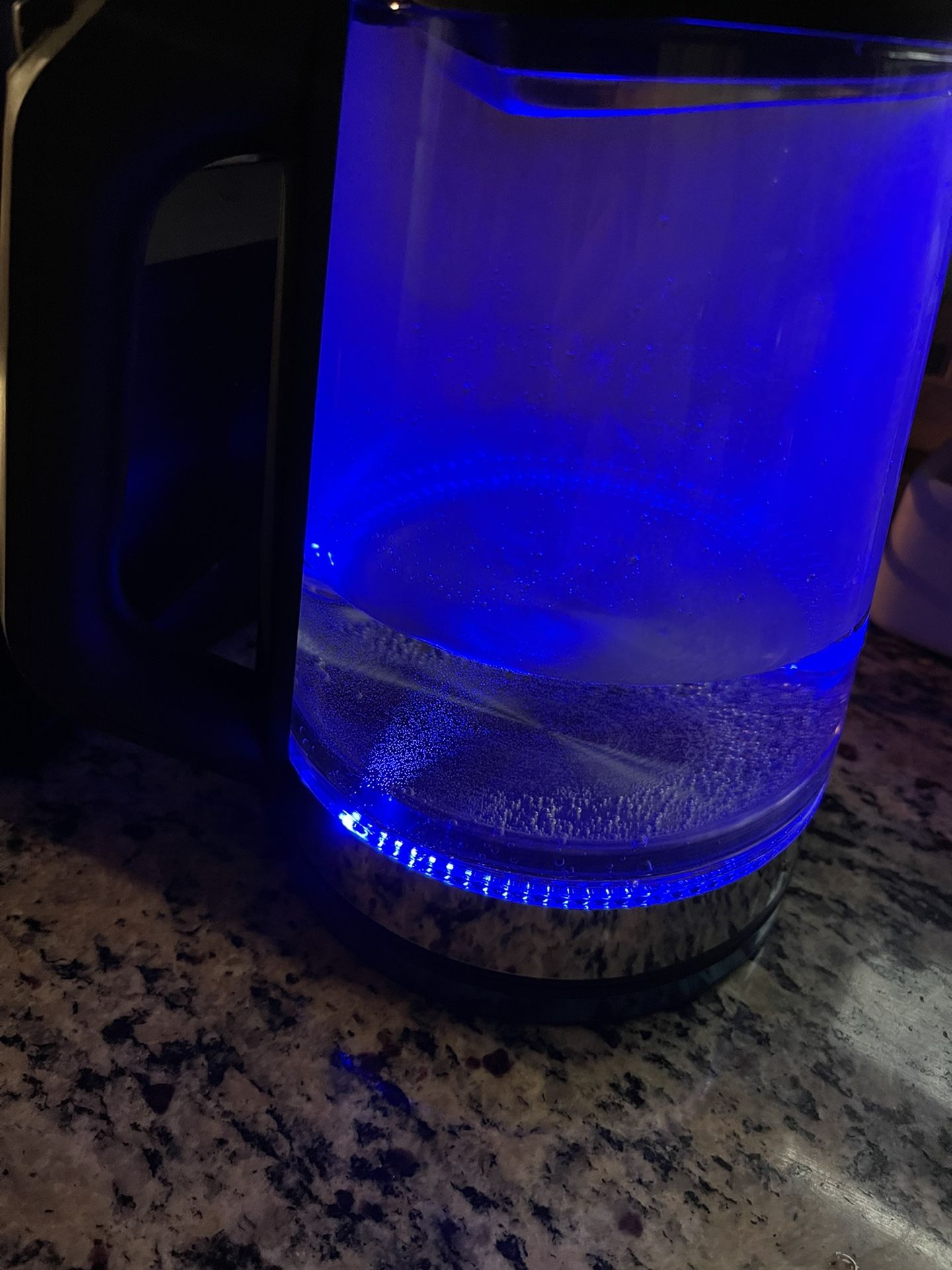 New Electric kettle 2Liter