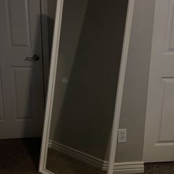 White full body mirror