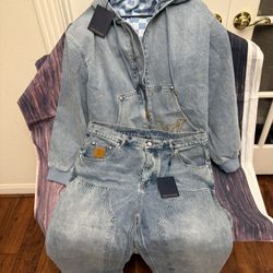 Denim Set Brand New Perfect Valentines 💌 Gift 🎁  $600