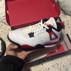 Jordan 4 BRAND NEW