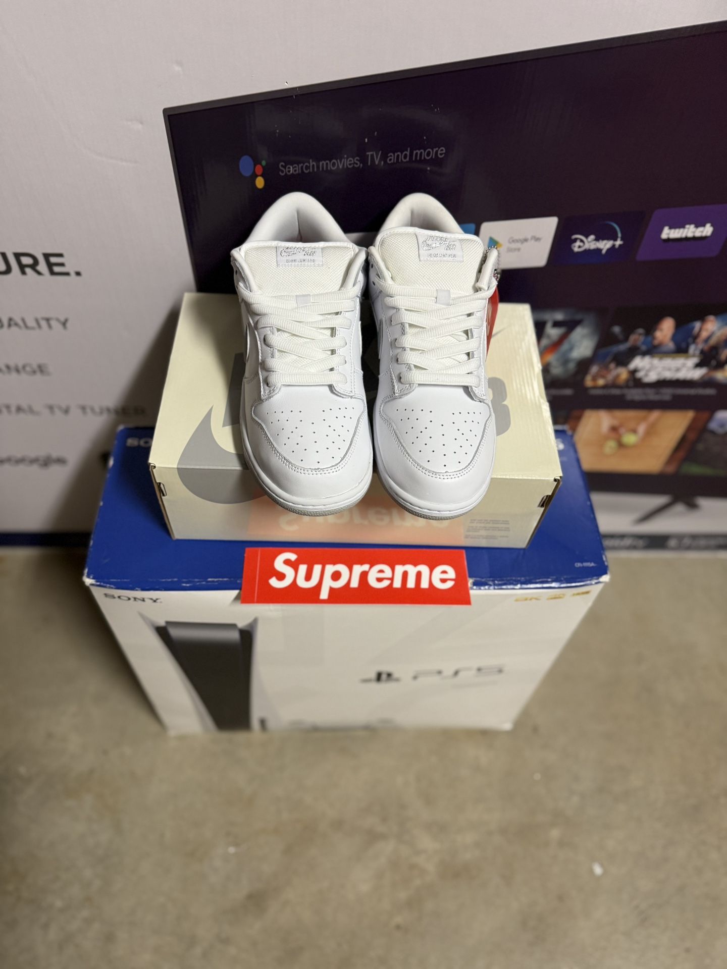 Supreme Dunk White