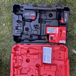 Milwaukee Battery/charger/case