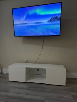 Tv stand NEW in the box