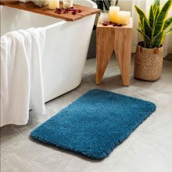 MIULEE Peacock Bathroom Rugs, Soft Small Absorbent Microfiber Bath Rugs Non Slip Quick Dry Fluffy Bath Mats for Bathroom Floor Tub Showers, Machine Wa