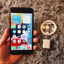 iPhone 7 Plus - UNLOCKED - Like New