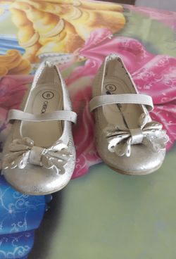 Drees shoes size 8 toolder