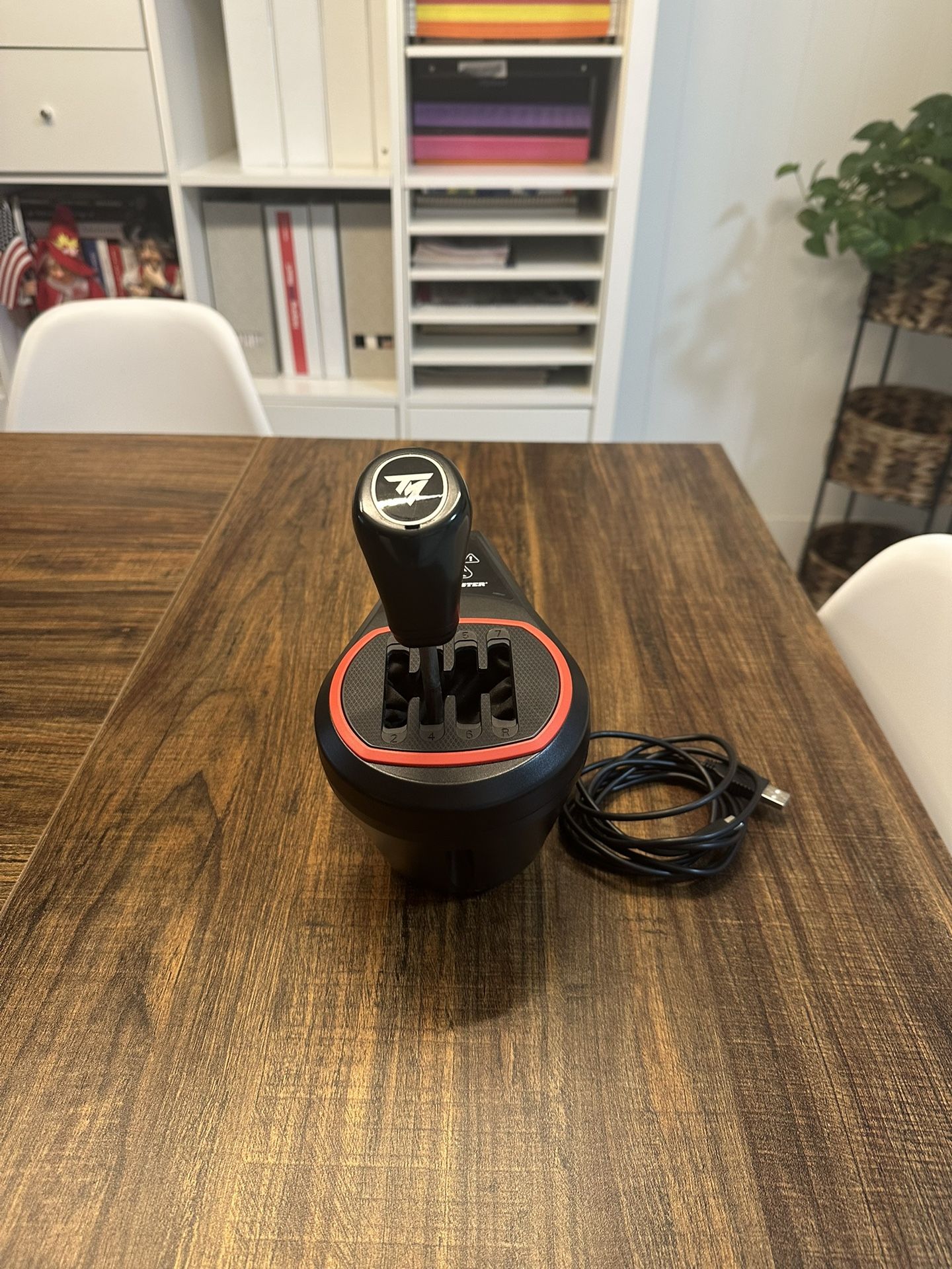 Thrustmaster TH8S Shifter