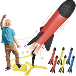 Rocket launcher for kids, fun outdoor toy for kids, shoots up to 100 feet in the air, 6 colorful foam rockets and sturdy launch pad for ids ages 3+