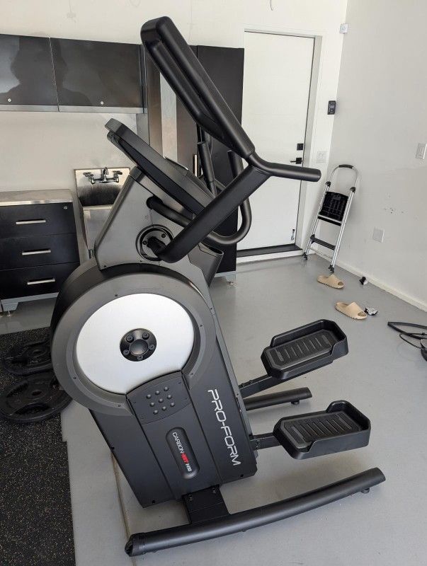 Pro Form Carbon HIIT H10 Elliptical 