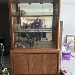 Nice Cabinet. Great condition