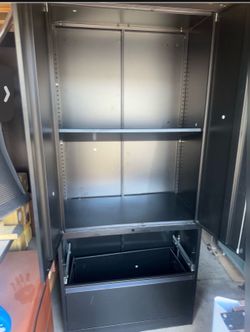 Metal storage cabinet 31.5x15..5x71 h