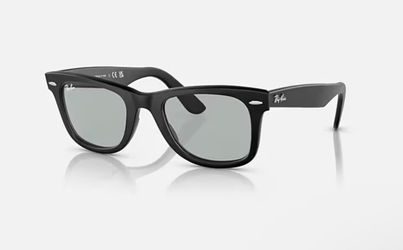 Ray-ban wayfarer classics