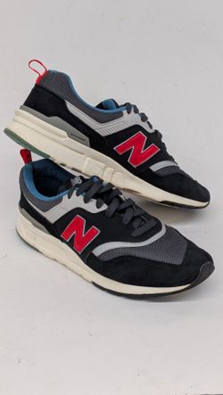 NB Mens   size 10.5 $40